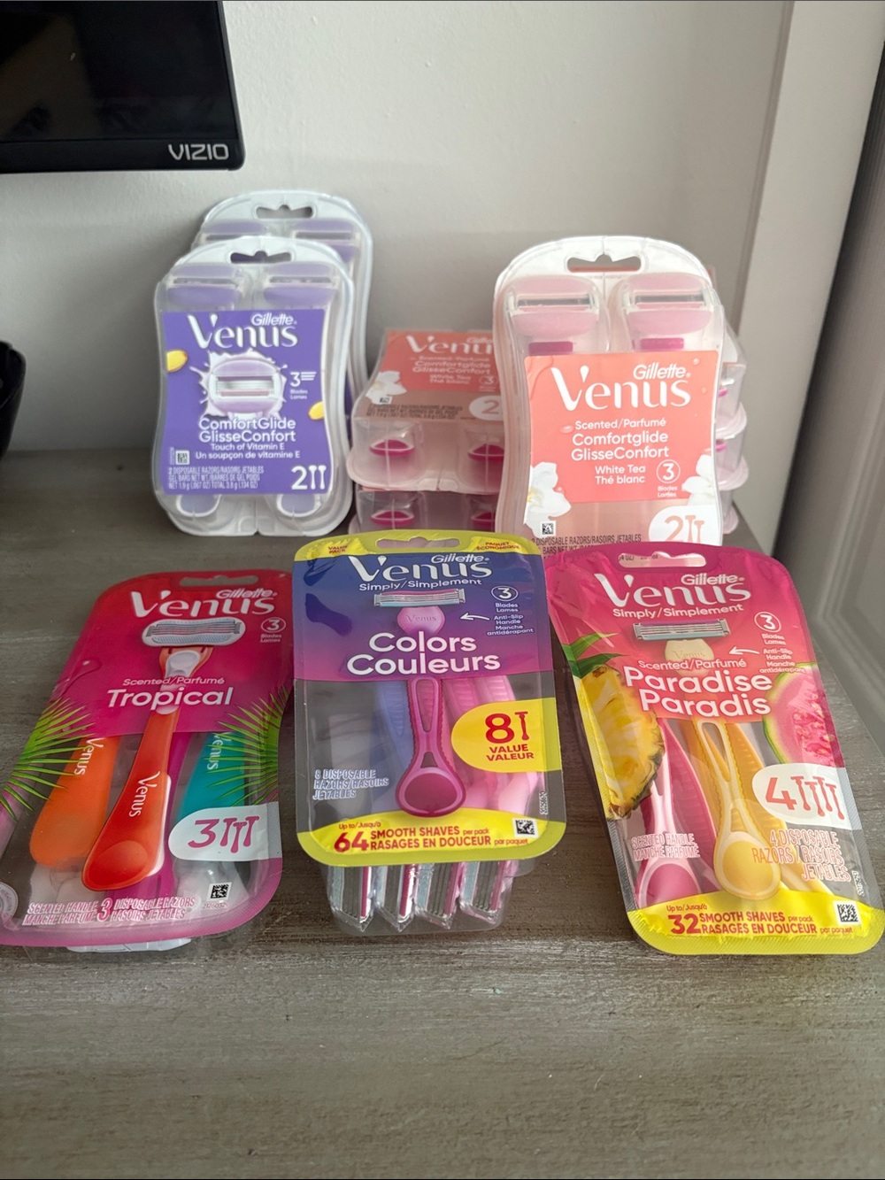 Venus Disposable Razors bundle
